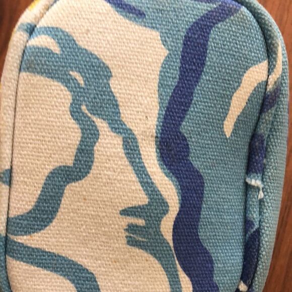 Lily Pulitzer Canvas wristlet & Large shopping bag - Picture 7 of 12